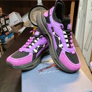 Mauve Men's Purple and Black Sneakers